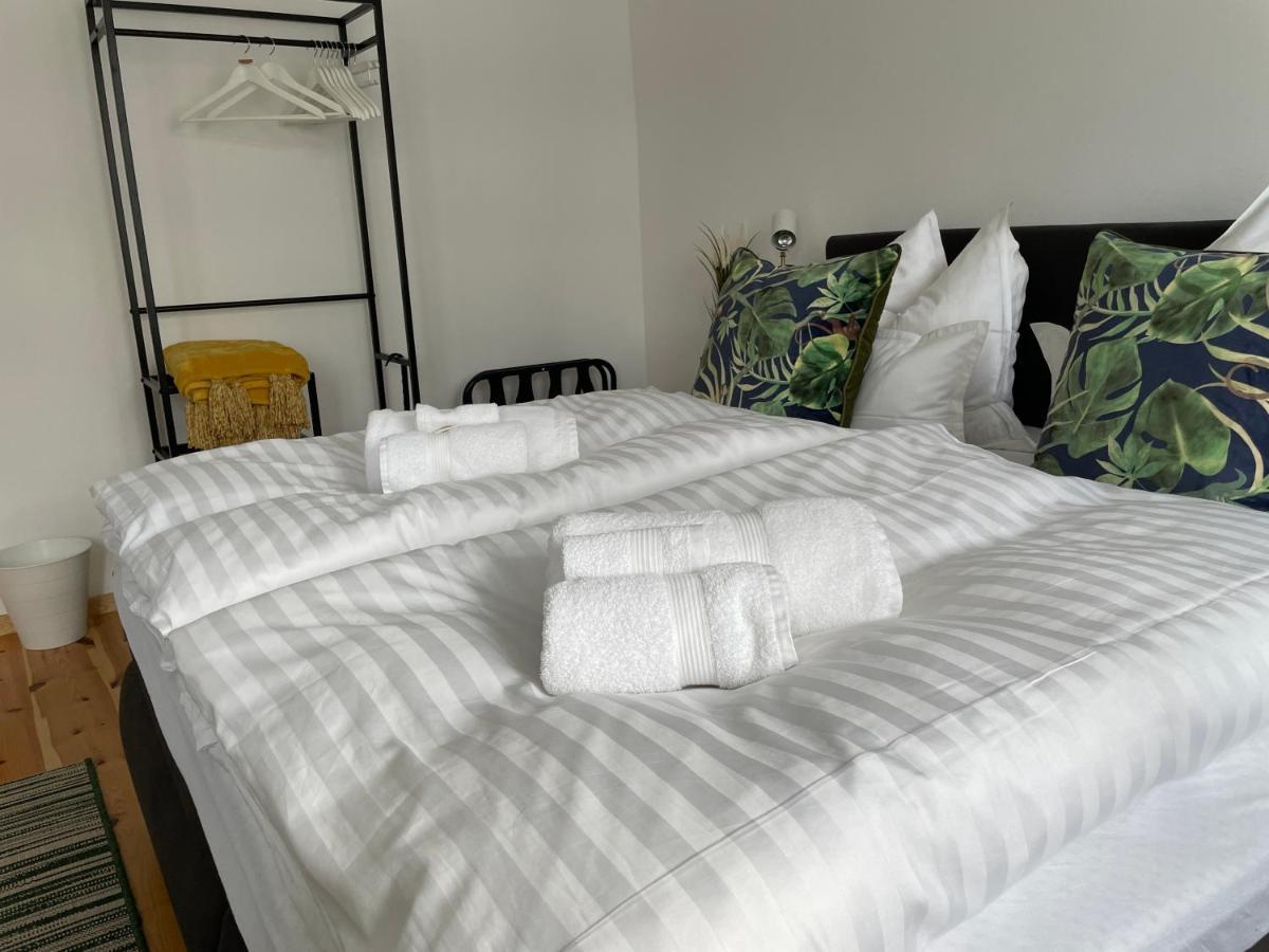 Voh Exklusives Wohnhaus Mitten In Vohenstrauss, Bis 8 Personen!!! Ngoại thất bức ảnh